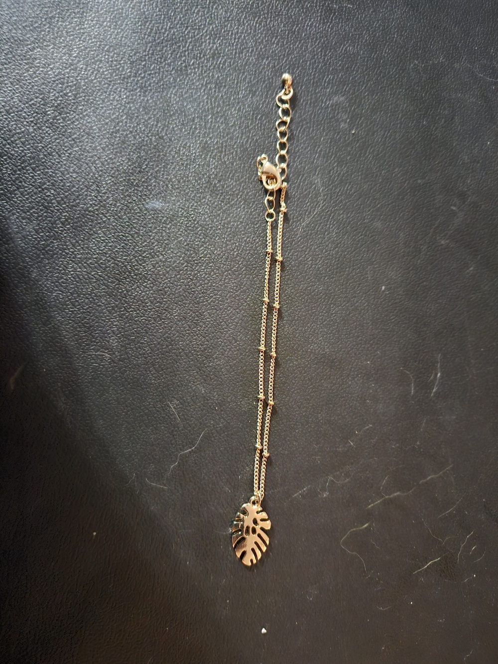 Gold Leaf Pendant Strand Bracelet